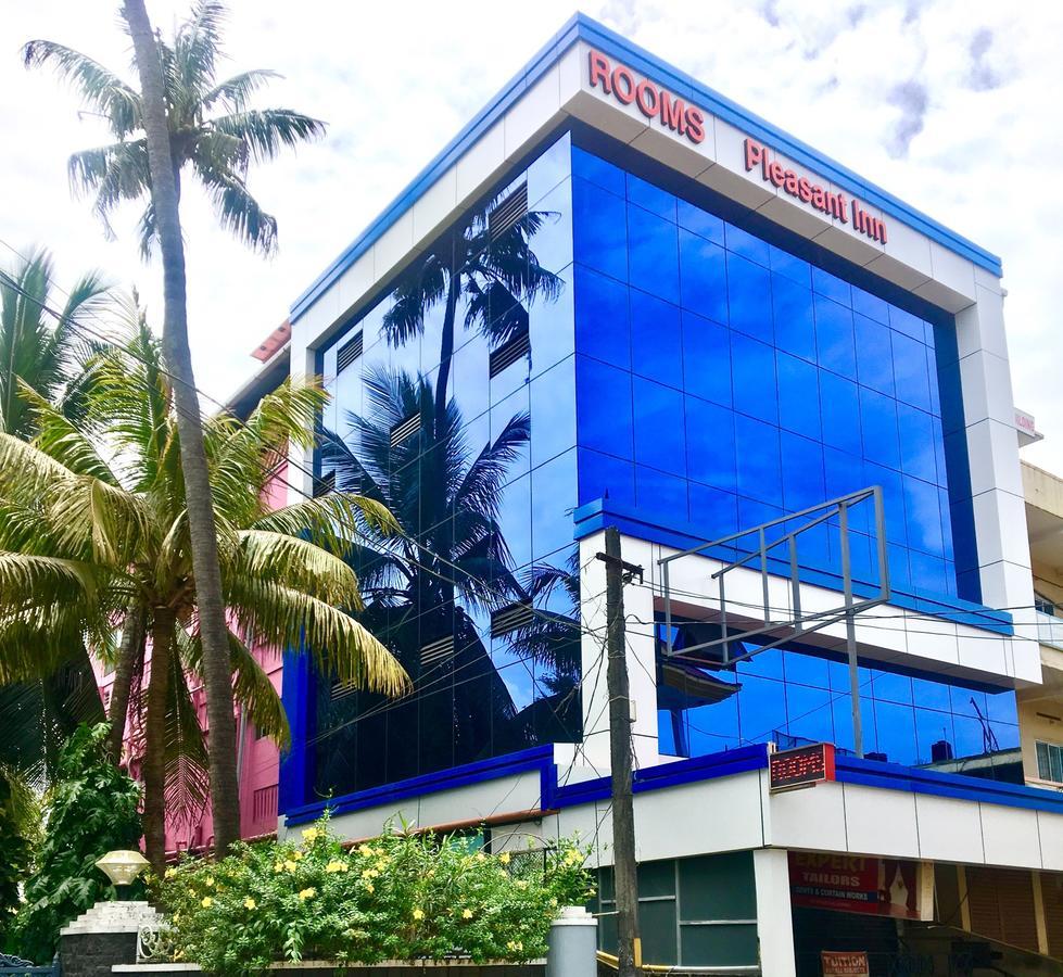 Pleasant Inn Kochi Exteriér fotografie
